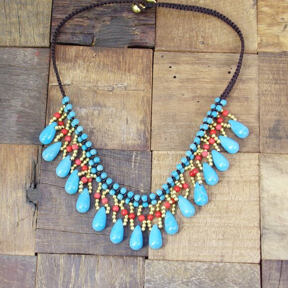 Turquoise fringe bead necklace with small teardrop shape stones and red stones - Picture 3 of 9